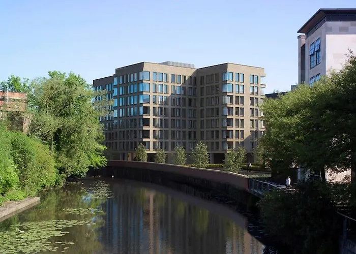 The Racers Roost At Ryedale House *